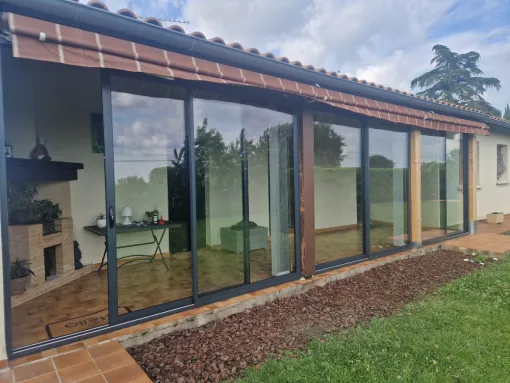 Pose et installation pour fermeture de véranda à Toulouse, Verfeil, Fenêtres & Cie