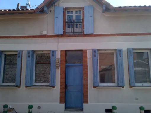 Vente et pose de menuiseries PVC Alu de marque Internorm avec store vénitien intégré, Verfeil, Fenêtres & Cie