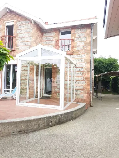 Vente et pose d'une véranda sur Toulouse, Verfeil, Fenêtres & Cie