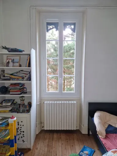 Vente et pose de menuiseries PVC avec remise en place de volet bois intérieur sur Toulouse, Verfeil, Fenêtres & Cie