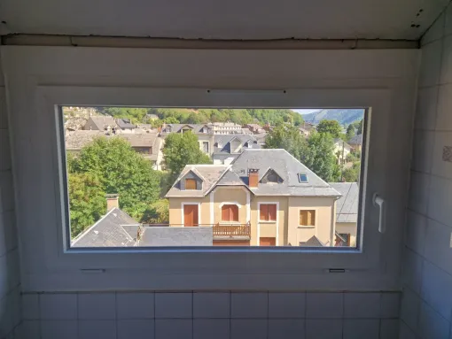 Pose d'une fenêtre sur Bagnères de Luchon, Verfeil, Fenêtres & Cie