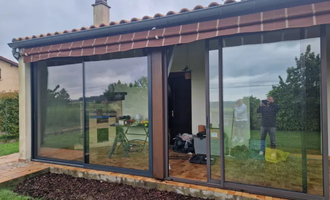 Pose et installation pour fermeture de véranda à Toulouse, Verfeil, Fenêtres & Cie