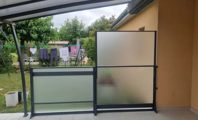 Vente et installation d'un pare-vent modulable sur Castanet, Verfeil, Fenêtres & Cie