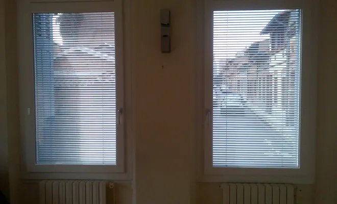 Vente et pose de menuiseries PVC Alu de marque Internorm avec store vénitien intégré, Verfeil, Fenêtres & Cie