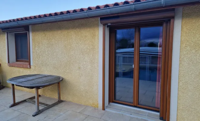 Vente et pose de menuiseries INTERNORM en PVC/ALU et en BOIS/ALU à Verfeil, Verfeil, Fenêtres & Cie