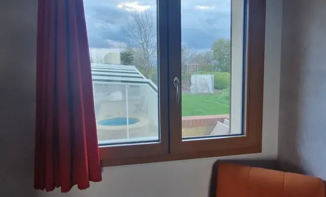 Vente et pose de menuiseries INTERNORM en PVC/ALU et en BOIS/ALU à Verfeil, Verfeil, Fenêtres & Cie