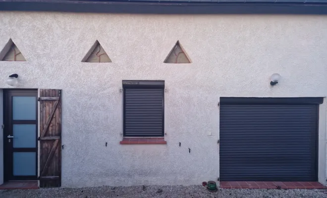 Vente et pose de volets roulants à motorisation solaire sur Verfeil, Verfeil, Fenêtres & Cie