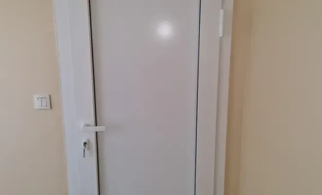 Vente et pose d'une porte de service en aluminium à L'Union, Verfeil, Fenêtres & Cie